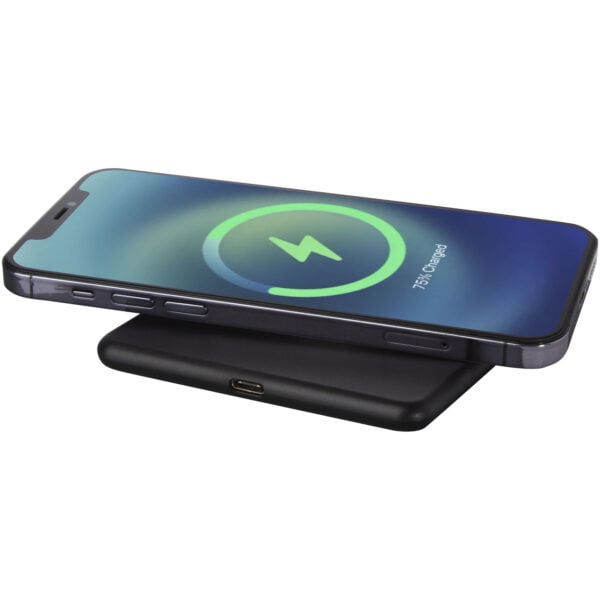 Loop 10W Recycled Plastic Wireless Charging Pad